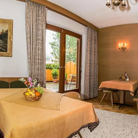 Landhaus Sylli Bed & Breakfast